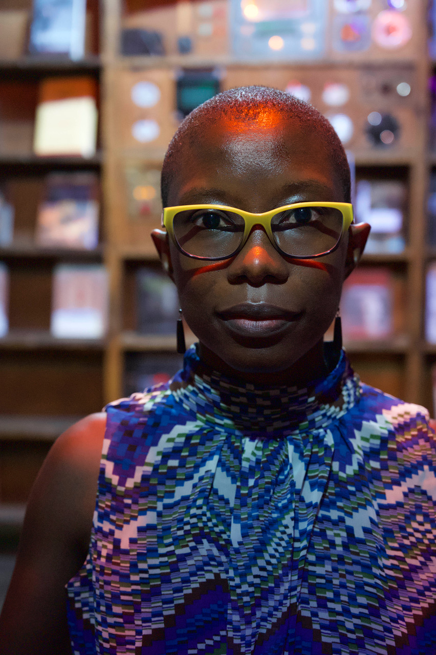 Feline editorial portrait