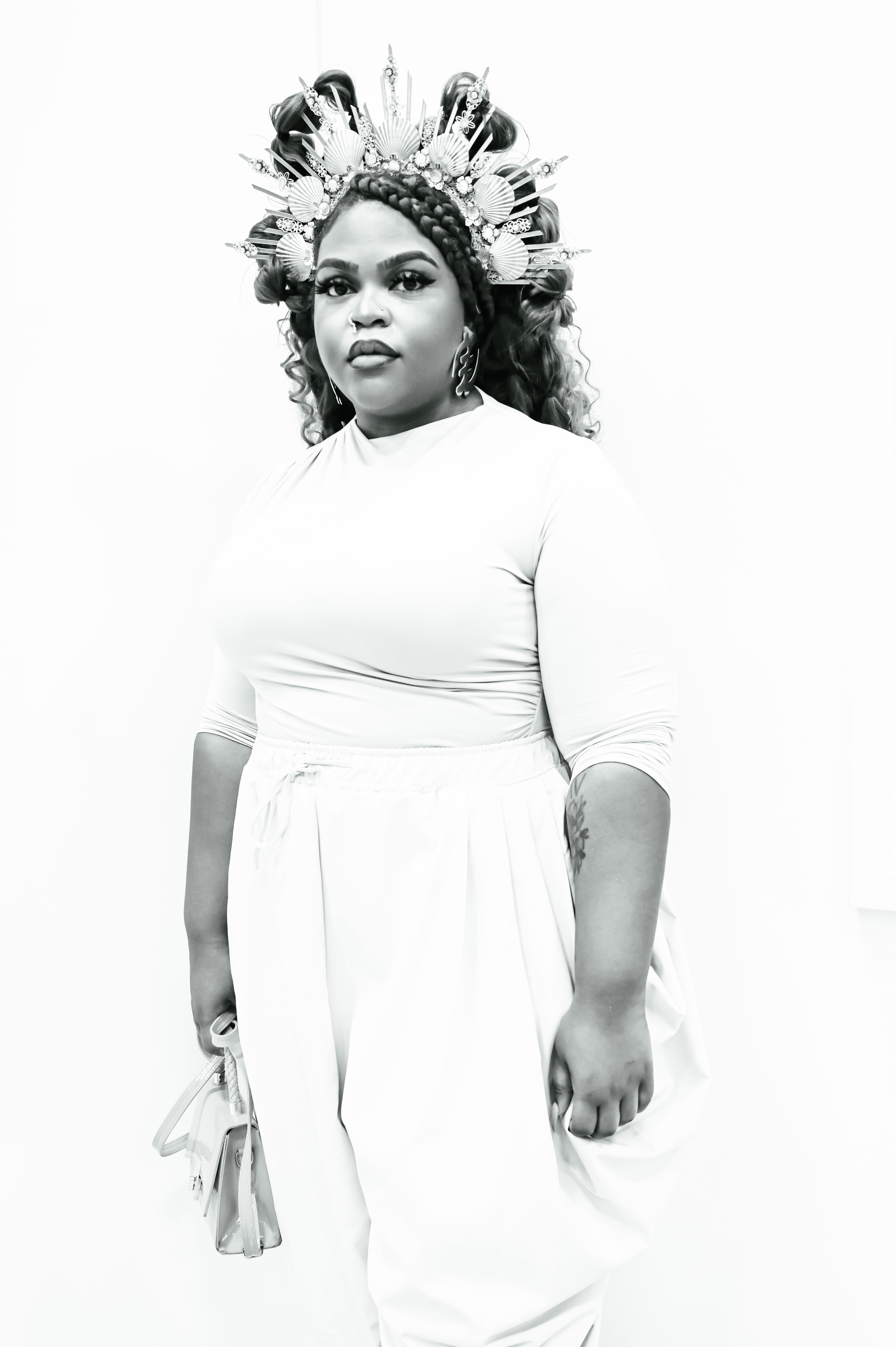 Jess Kelly portrait with crown